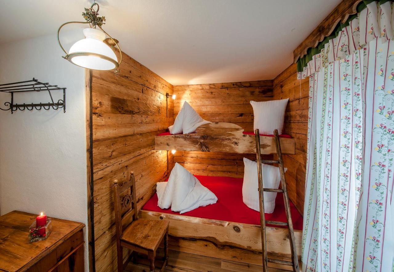 Alpenhostel "Das Besenhaus" Altenmarkt im Pongau Esterno foto