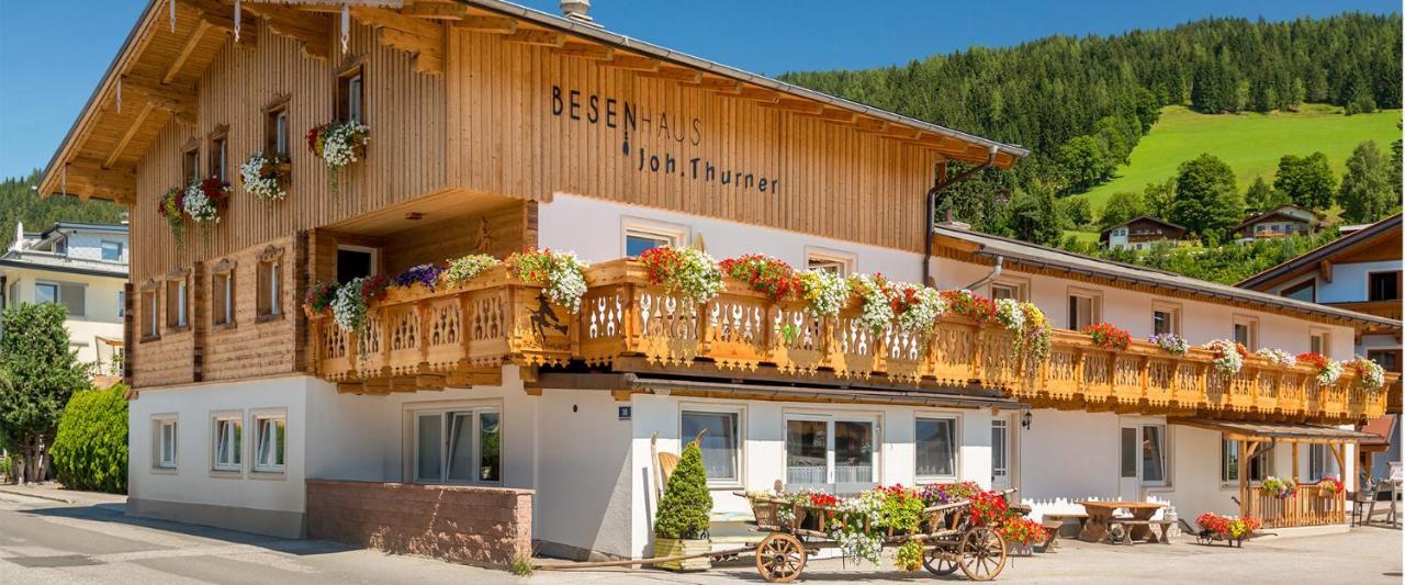Alpenhostel "Das Besenhaus" Altenmarkt im Pongau Esterno foto